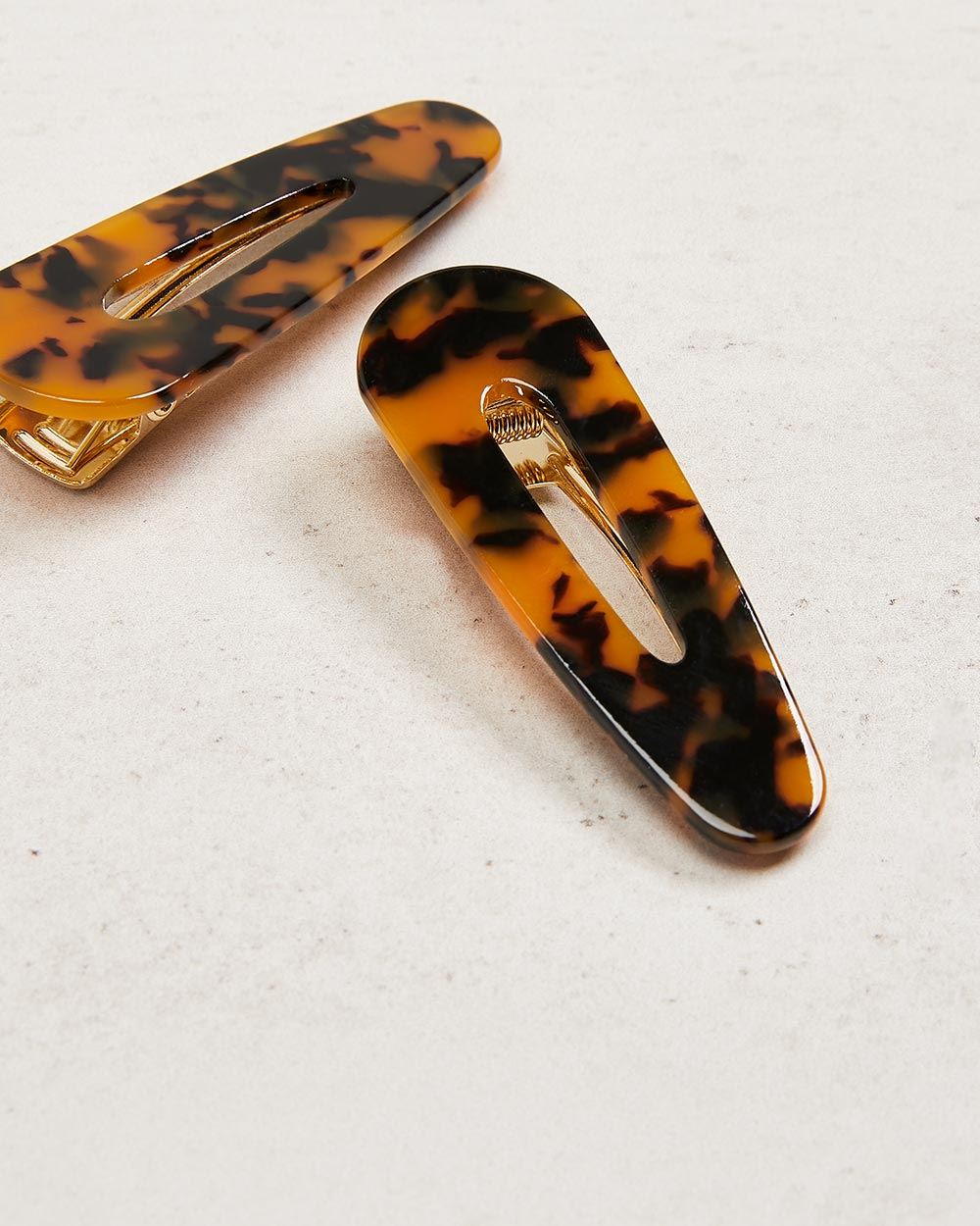 Tortoise shell hair clips Set of 2 RW&CO.