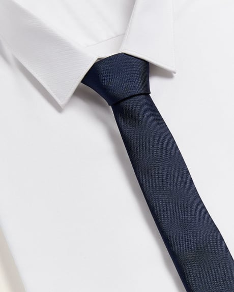 Solid skinny tie