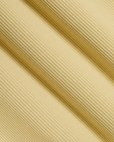 Haut à Col Rond et Manches Courtes à Volants