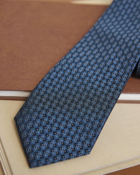 Solid Regular Tie with Geometric Dots