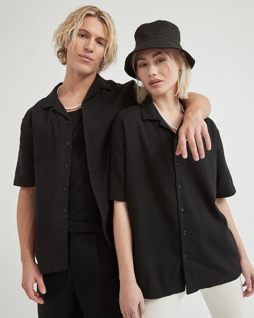 Gender-Neutral Short-Sleeve Camp-Collar Shirt | RW&CO.