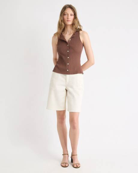 Sleeveless Crew-Neck Ribbed Buttoned-Down Top