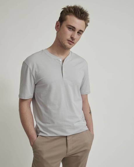 Solid Supima (R) Cotton Short Sleeve Henley T-Shirt