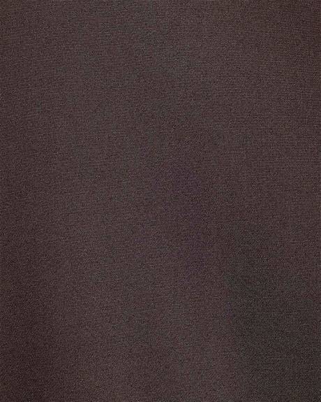 Limitless Mid-Rise Long Slim-Leg Signature Pant