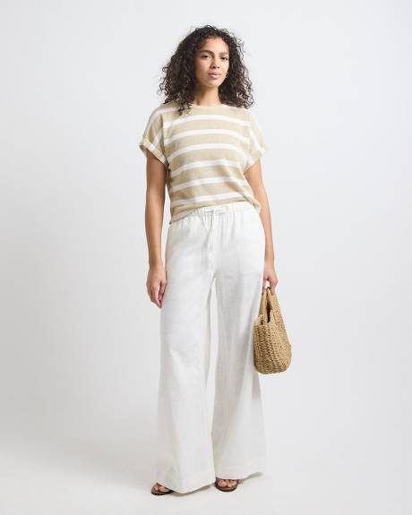 Extended-Sleeve Crew-Neck Relaxed-Fit Crochet Top