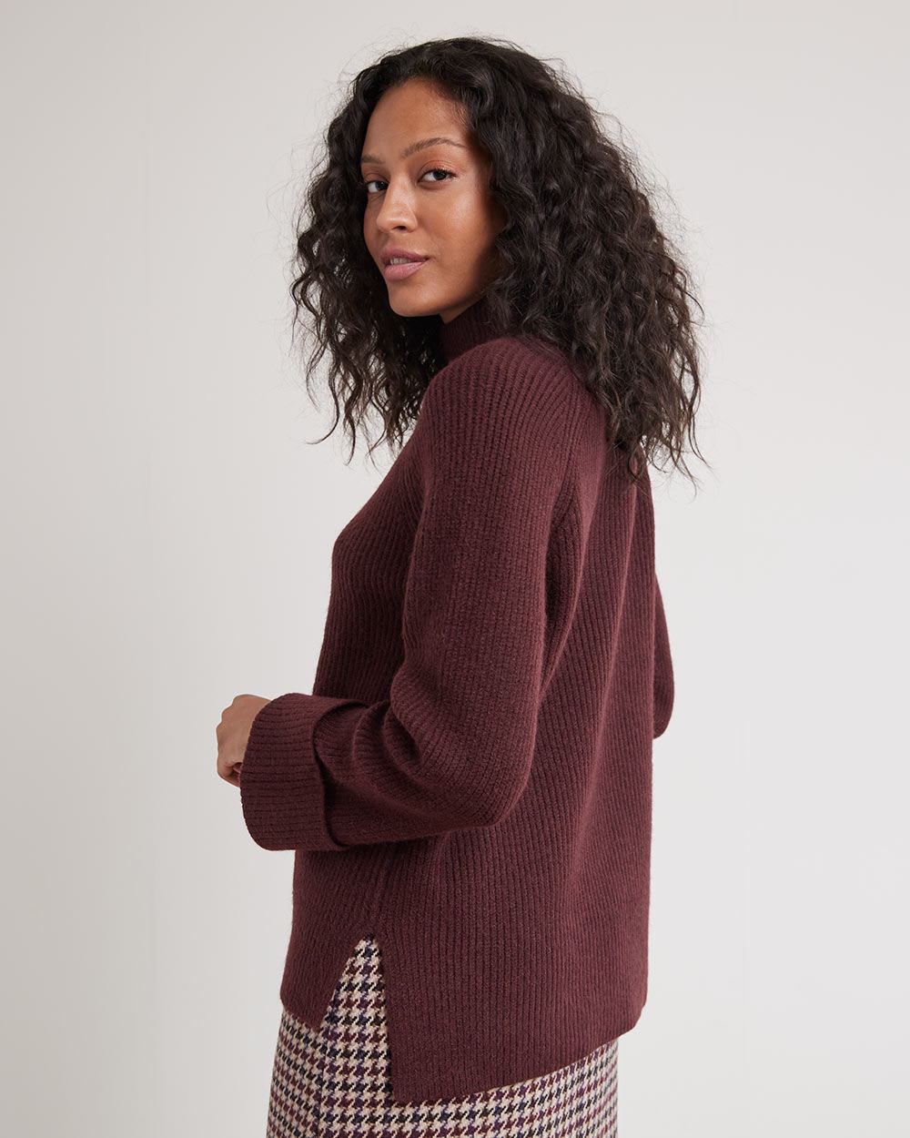 Relaxed-Fit Long-Sleeve Mock-Neck Tunic Sweater | RW&CO.