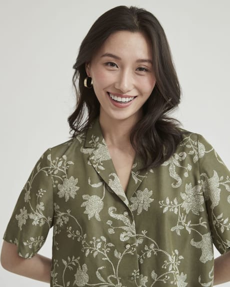 Short-Sleeve Buttoned-Down Twill Blouse