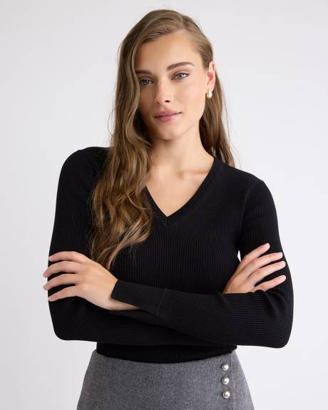 Long-Sleeve V-Neck Ribbed Pullover