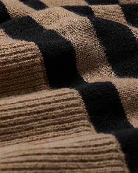 Cropped Boxy Merino-Blend Cardigan with Pockets