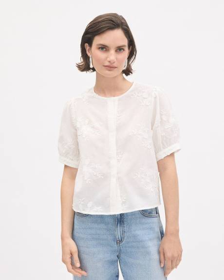 Short-Puffy-Sleeve Buttoned-Down Blouse with 3D Flowers