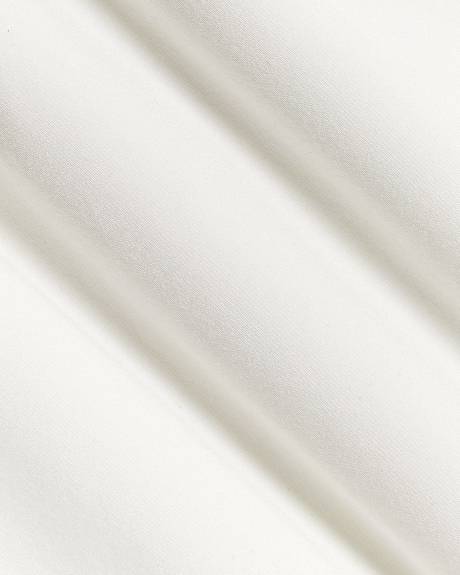 Sleeveless Bubble Crop Top with Shoulder Pads