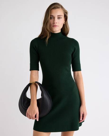 Mini-Robe en Tricot à Manches aux Coudes et Col Montant