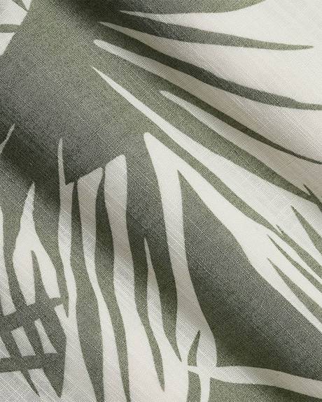 Chemise &agrave; Motif Feuillag&eacute; &agrave; Manches Courtes et Col Camp