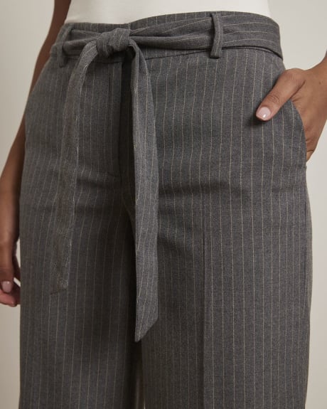Wide-Leg Mid-Rise Flannel Pant with Sash