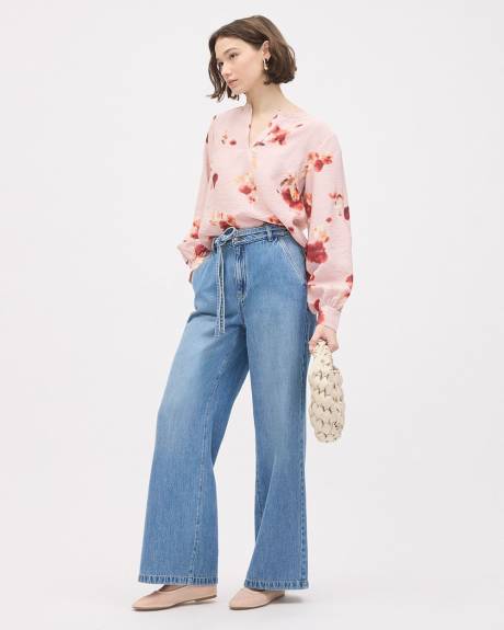 Easy-Care Blouse with Long Puffy Sleeves