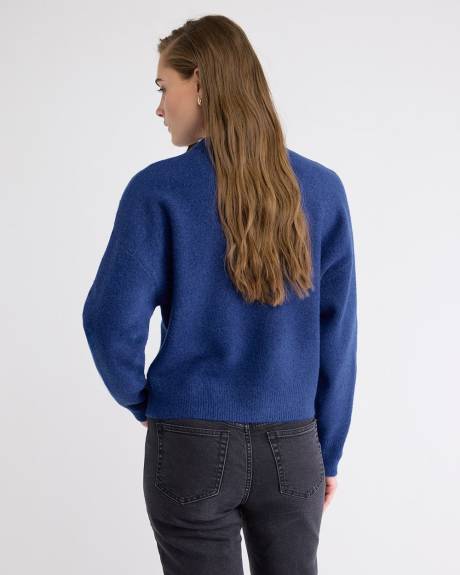 Long-Sleeve Crew-Neck Loose Sweater
