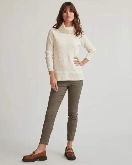 Soft Spongy Cable Knit Cowl-Neck Tunic
