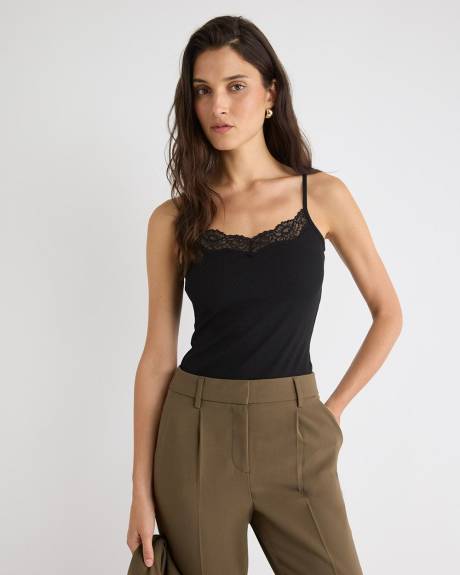 Camisole Côtelée à Col V avec Dentelle