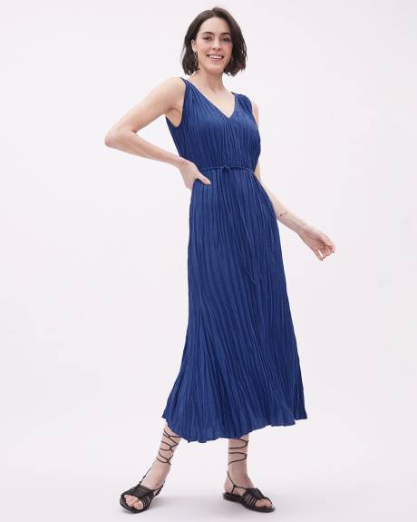 Blue Pleated Sleeveless V-Neck Maxi Dress with Belt