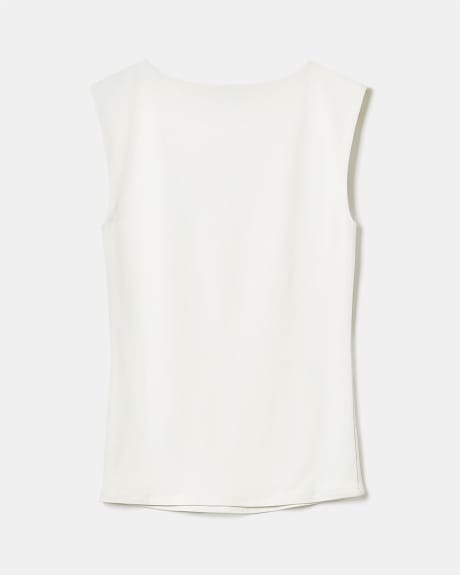 Fitted Sleeveless Scoop-Neck Tank Top