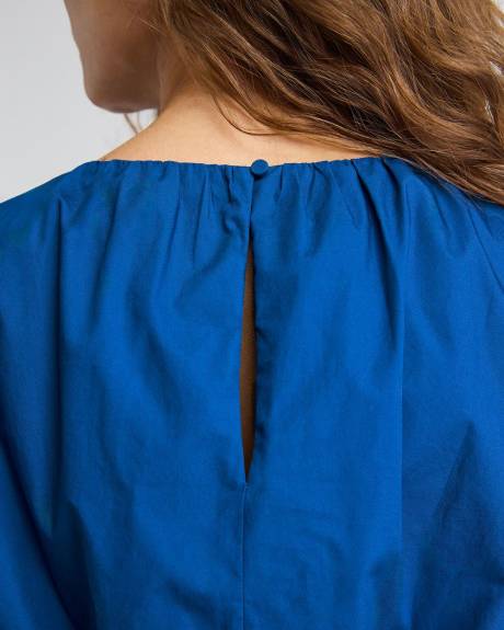 Sleeveless Cropped Bubble Blouse