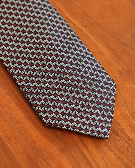 Burgundy Regular Tie with Geometric Pattern