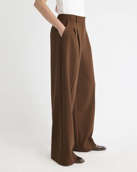 Wide-Leg High-Rise Pant