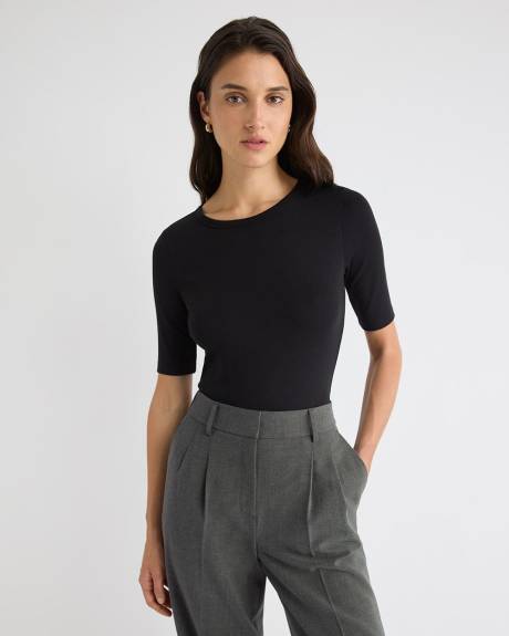 Elbow-Sleeve Crew-Neck Fitted Tee