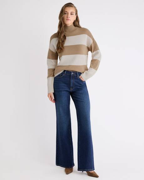 Pull Laine Mérinos à Manches Longues et Col Entonnoir