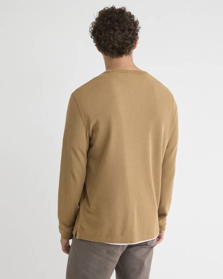 Long-Sleeve Crew-Neck Waffled Tee