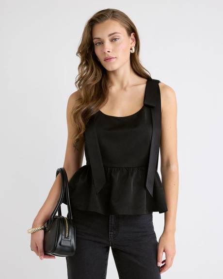 Sleeveless U-Neck Peplum Blouse