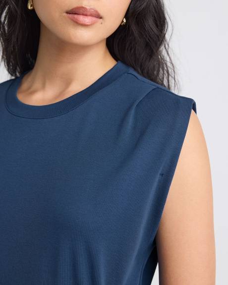 Extended-Sleeve Dress with Removable Belt