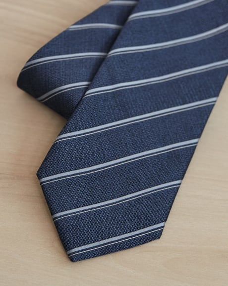 Cravate Régulière Bleue à Rayures