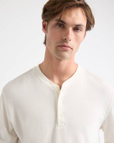 Long-Sleeve Henley Waffled Tee