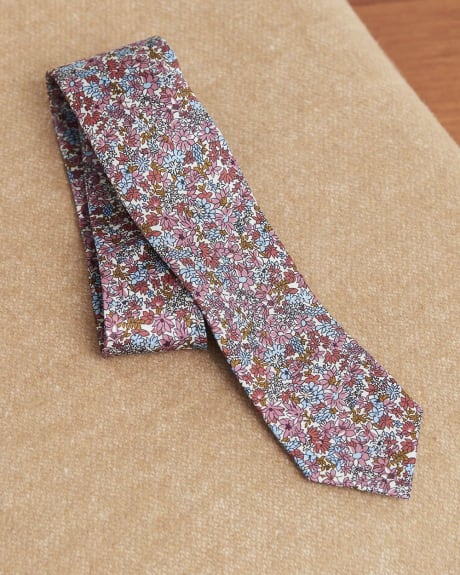 Regular Tie with Multicoloured Flowers