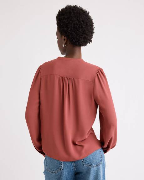 Silky Crepe Long-Sleeve Buttoned-Down Blouse
