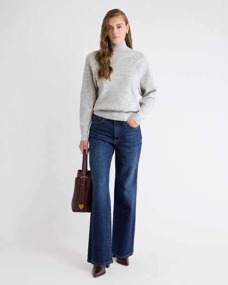 Long-Sleeve Mock-Neck Ribbed Pullover