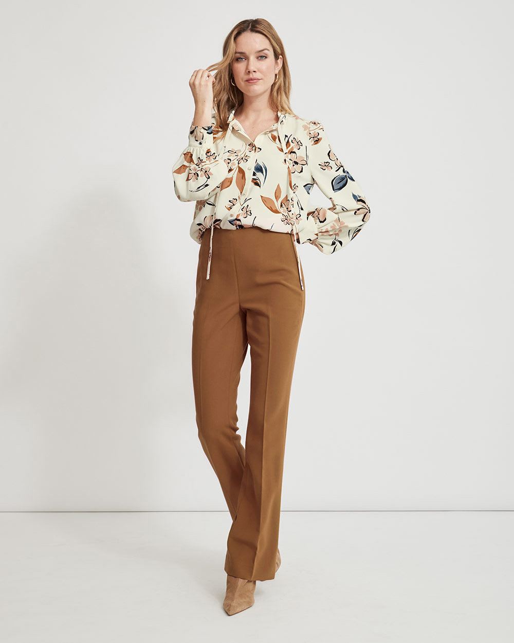 Stretch High-Waised Flare Pants - 33