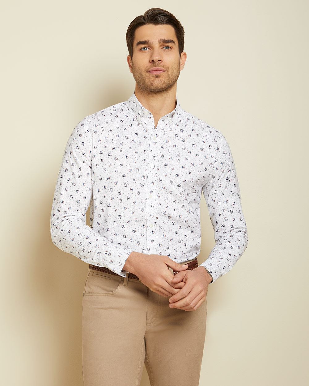 Tailored fit white floral shirt | RW&CO.