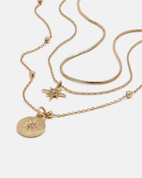 Multi Chain Necklace with Stars and Round Pendant