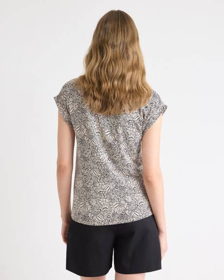 Classic-Fit Extended-Sleeve Crew-Neck Tee