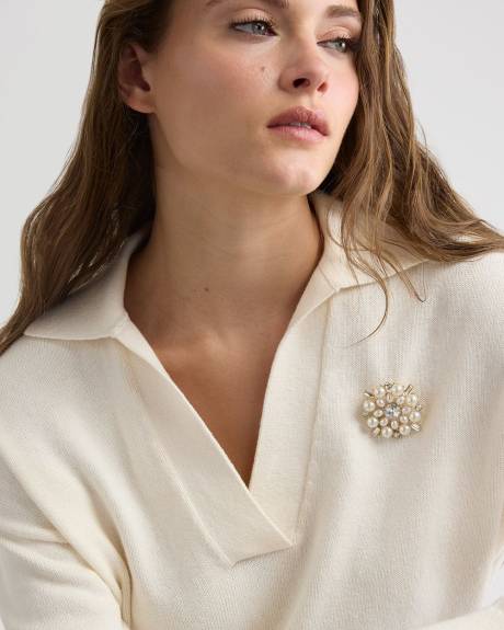 Pearl Brooch with Rhinestones