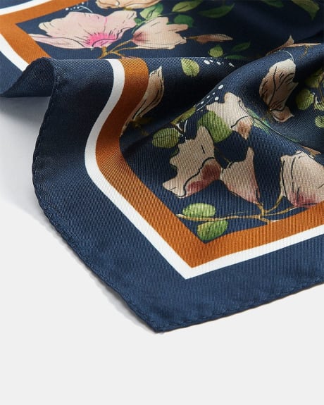 Flower Printed Pocket Square with Blue and Orange Outline