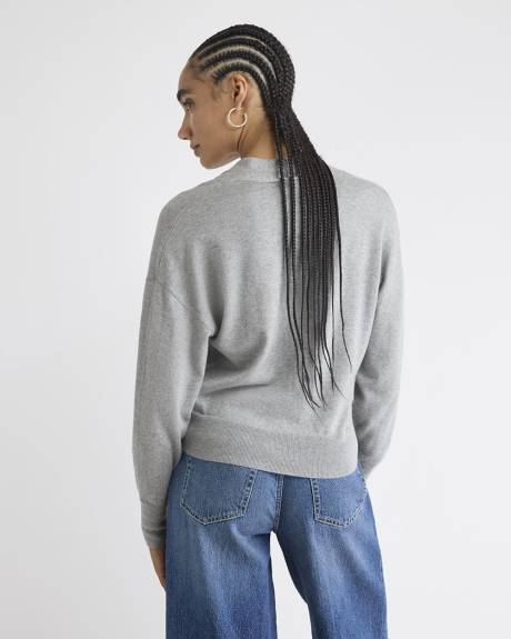 Long-Sleeve V-Neck Cardigan