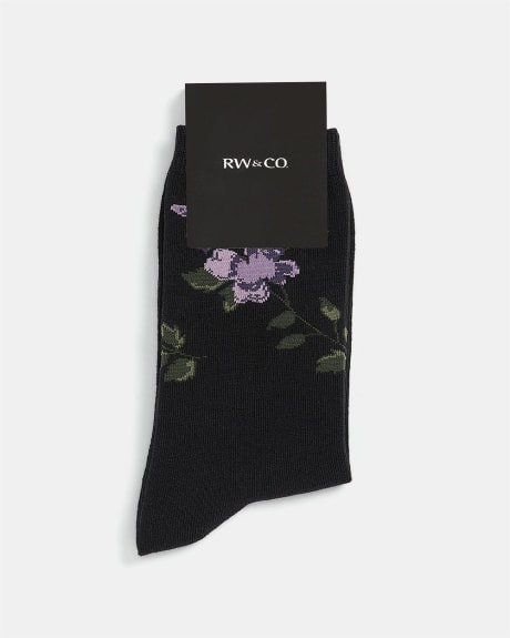 Crew Socks With a Flower Motif