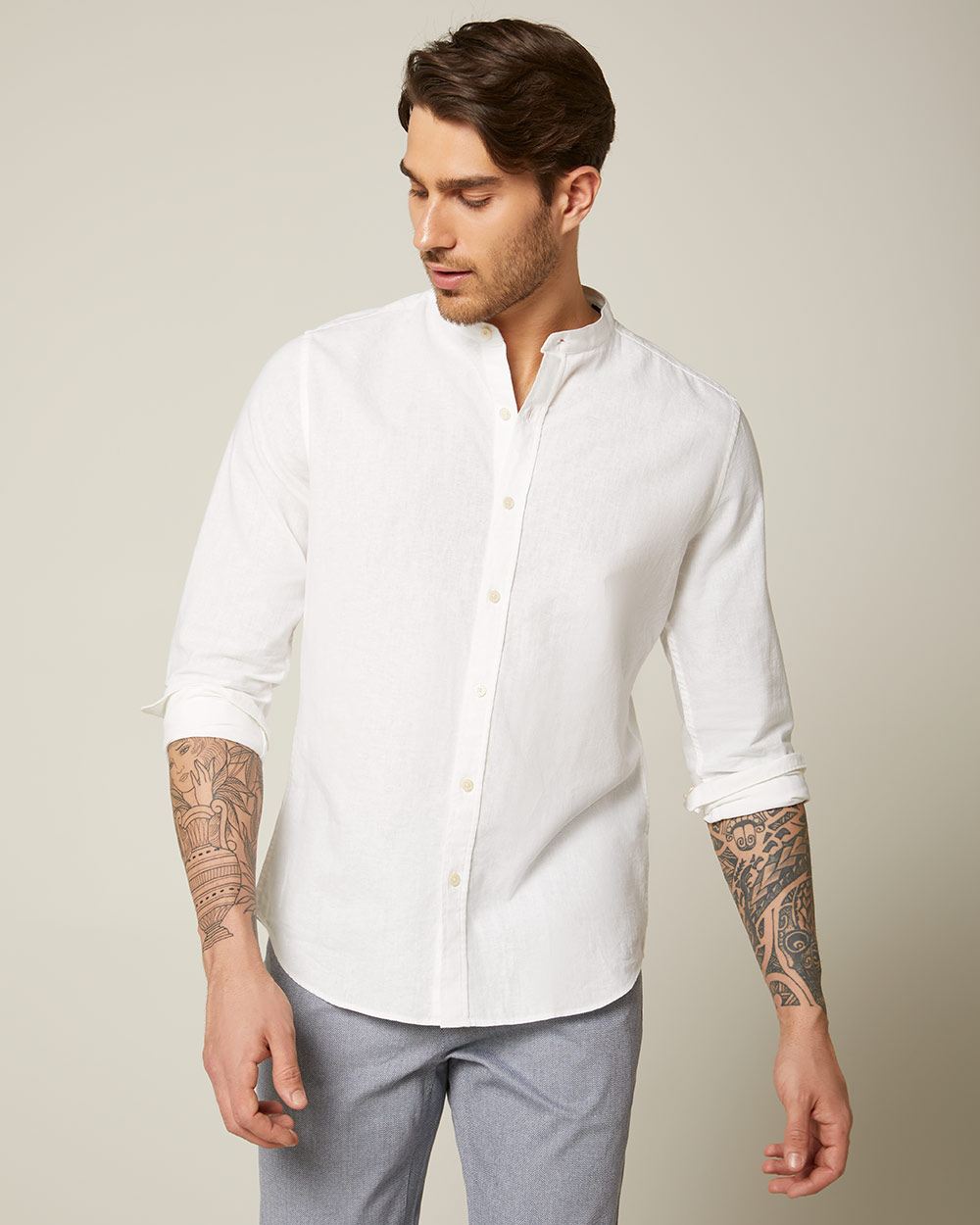Tailored fit linen-blend short collar shirt | RW&CO.