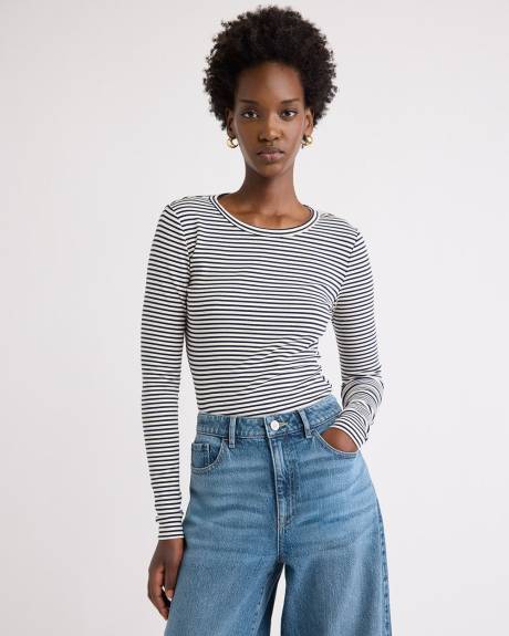 Long-Sleeve Crew-Neck Fitted Ribbed Tee