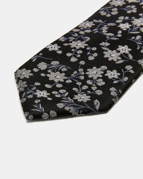 Regular Black Tie With Grey Flowers