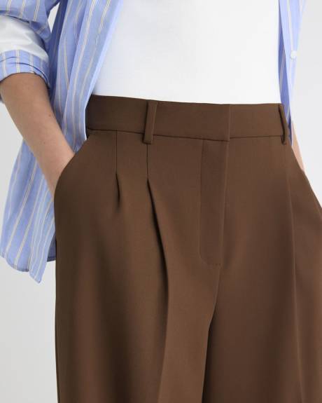 Wide-Leg High-Rise Pant