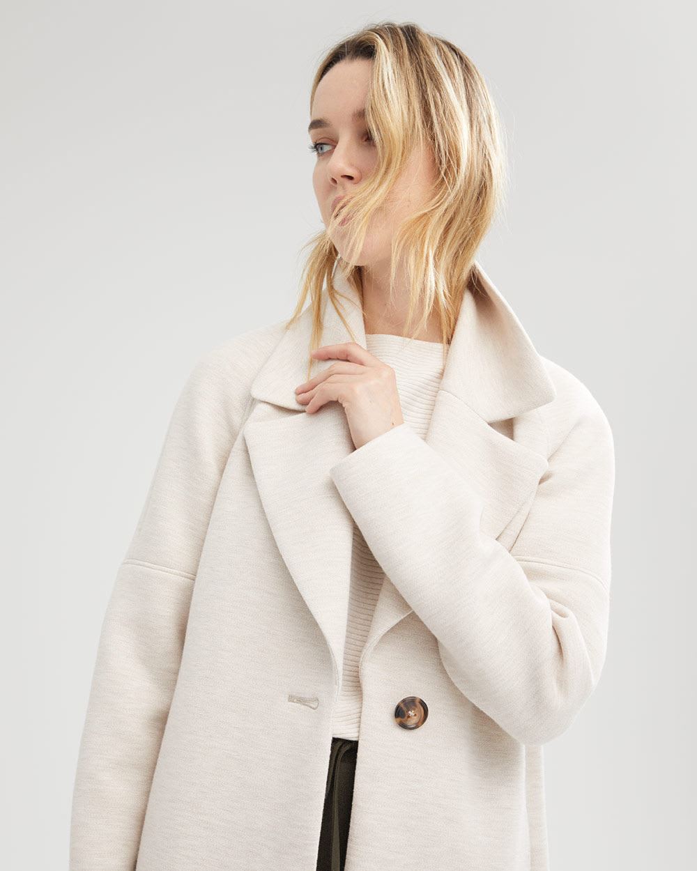 Stretch Buttoned Top Coat | RW&CO.